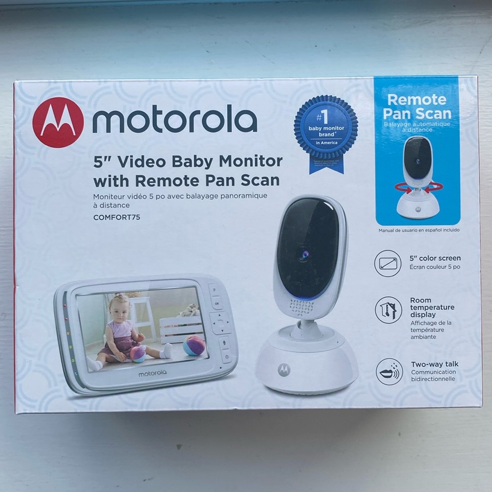 Motorola Comfort 75, 5” video baby monitor with remote pan screen